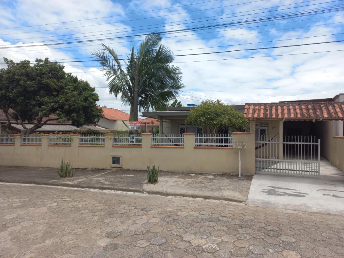 Villa Casa No Centro De Penha Penha  Exterior foto